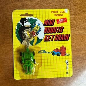 Vintage Mini Robots Key Chain - Green New Unopened